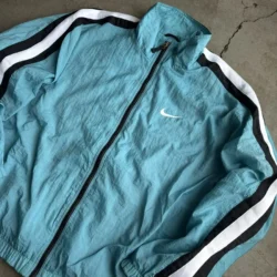Rompevientos Nike VIntage (L) - Imagen 3