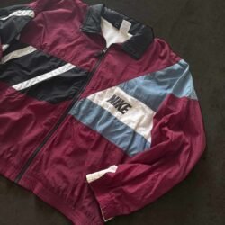 Campera NIKE Vintage - Imagen 2