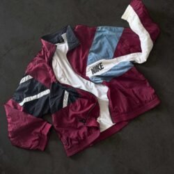Campera NIKE Vintage - Imagen 4