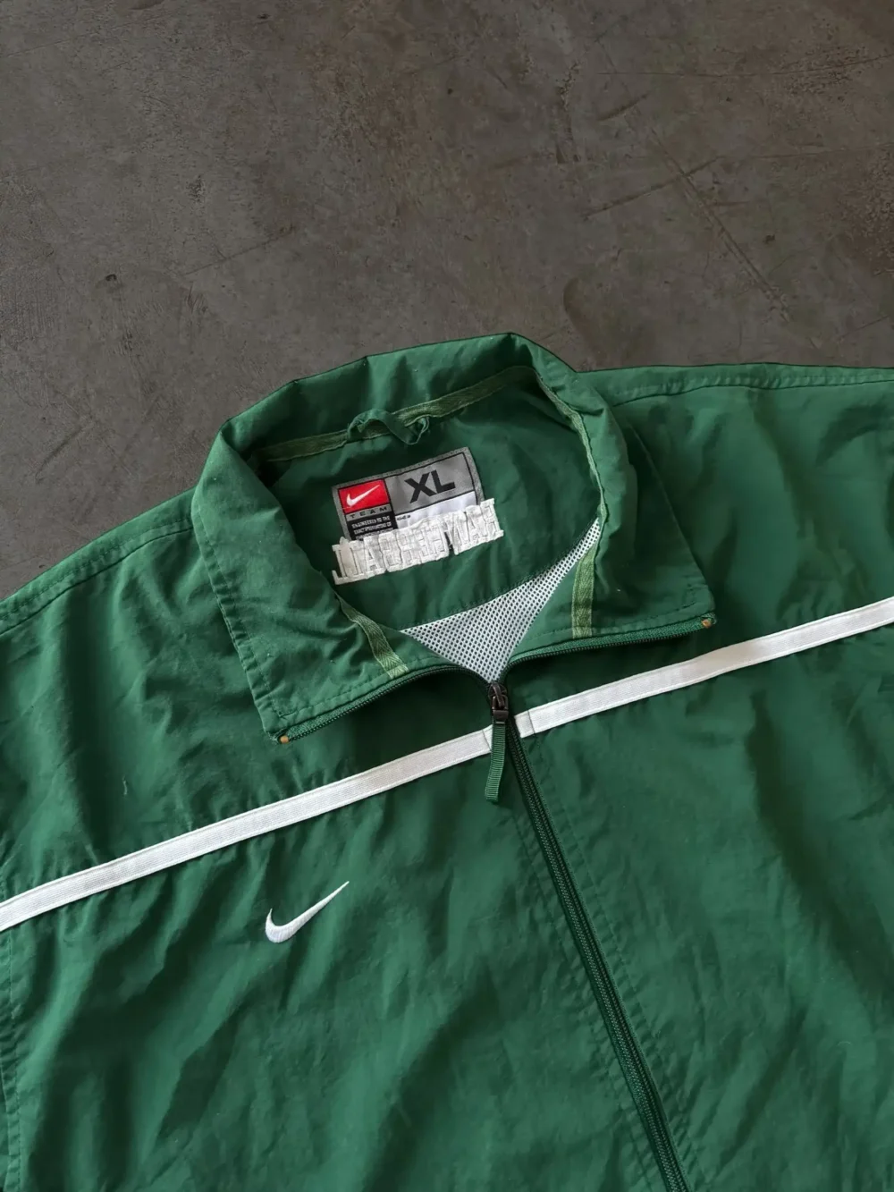 Campera Nike Vintage (XL) - Imagen 7