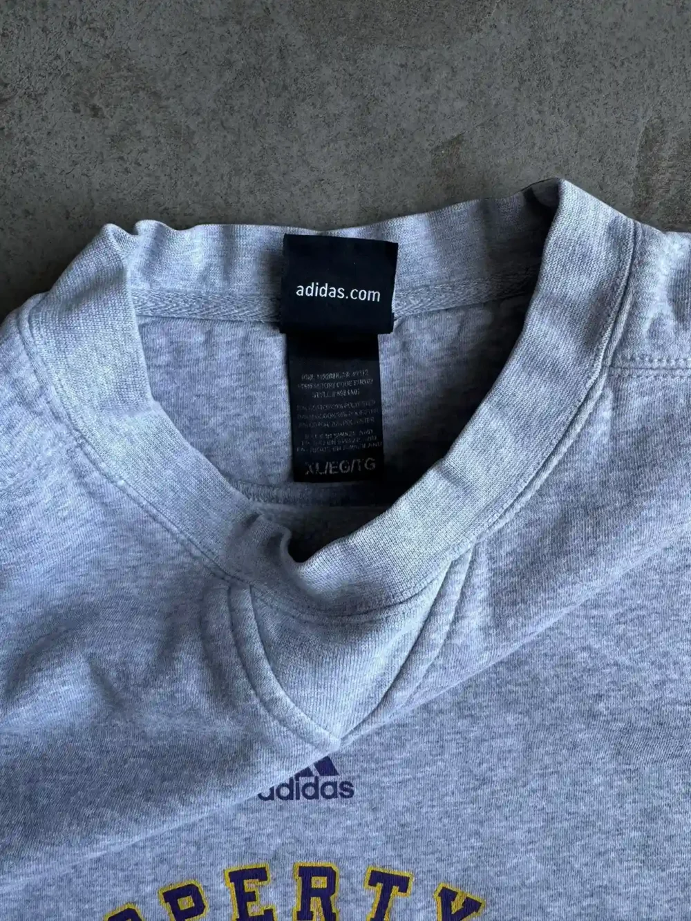 Buzo Adidas Lakers (XL) - Imagen 4