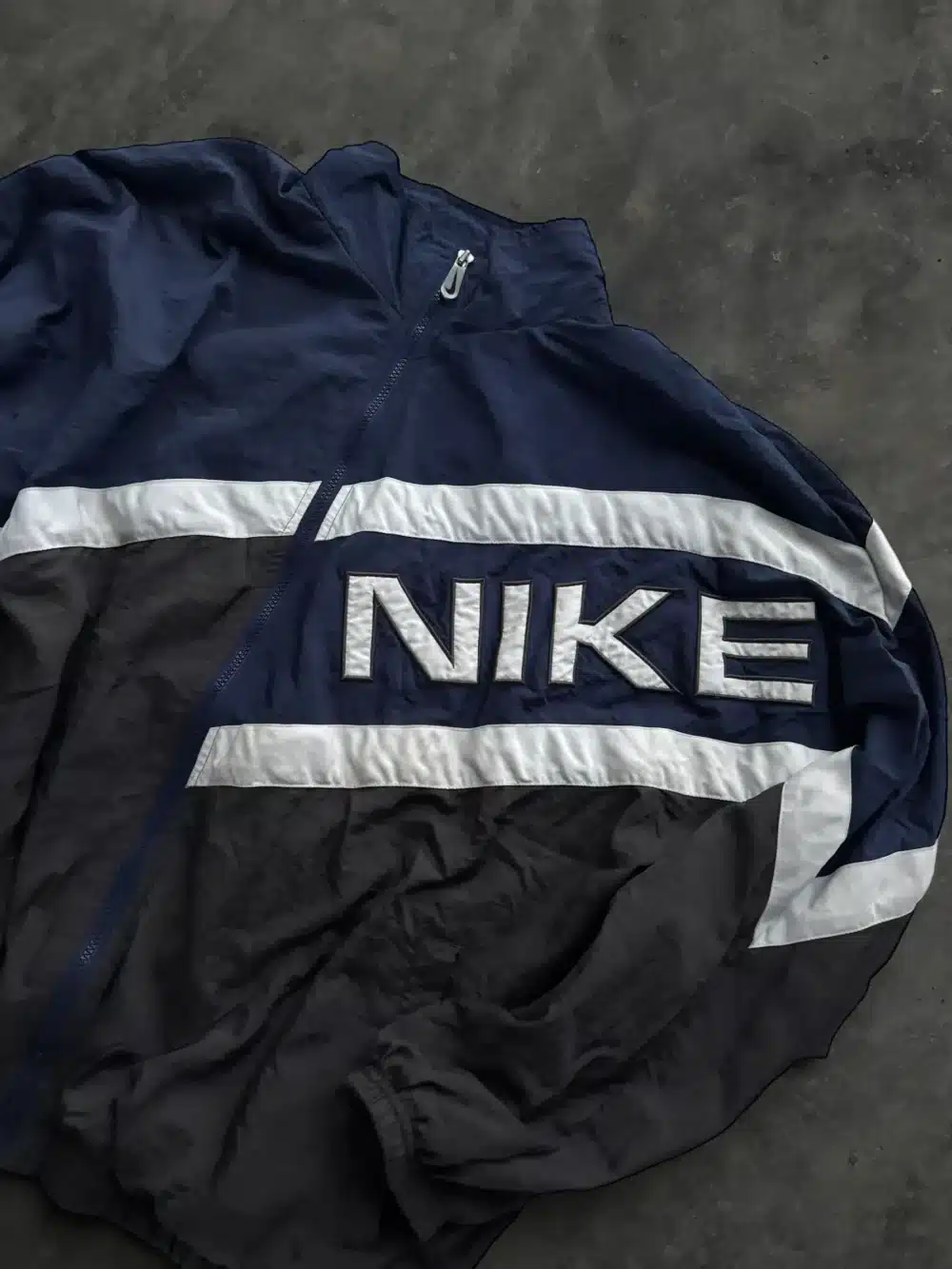Rompevientos Nike Vintage (XL) - Imagen 3