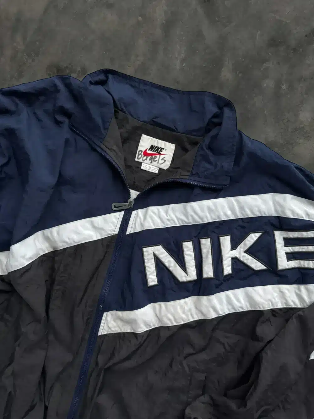 Rompevientos Nike Vintage (XL) - Imagen 5