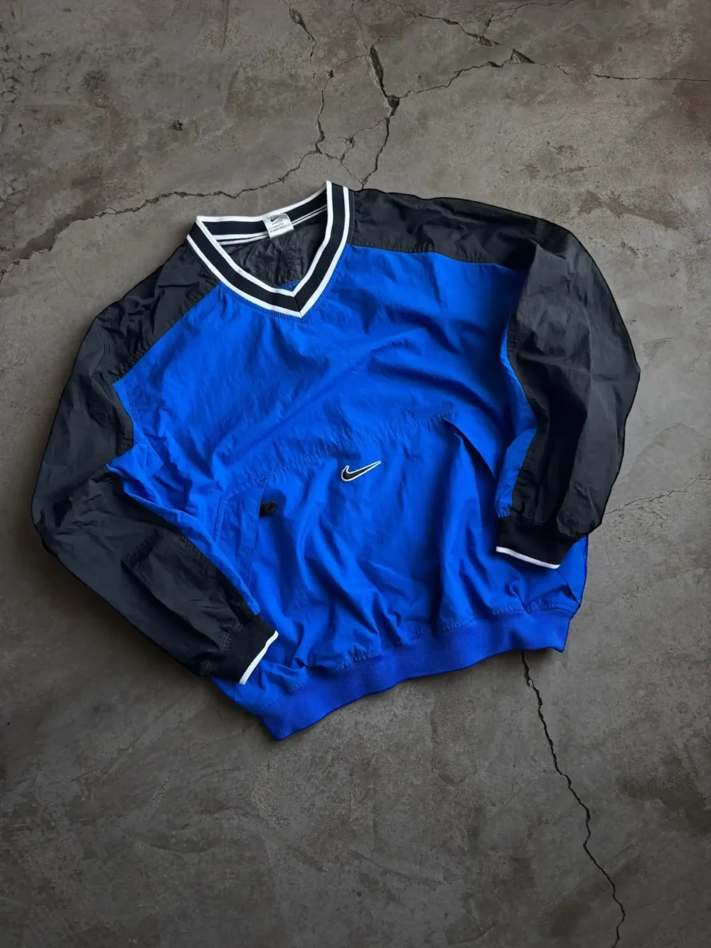 Buzo Rompevientos Nike Vintage (M)