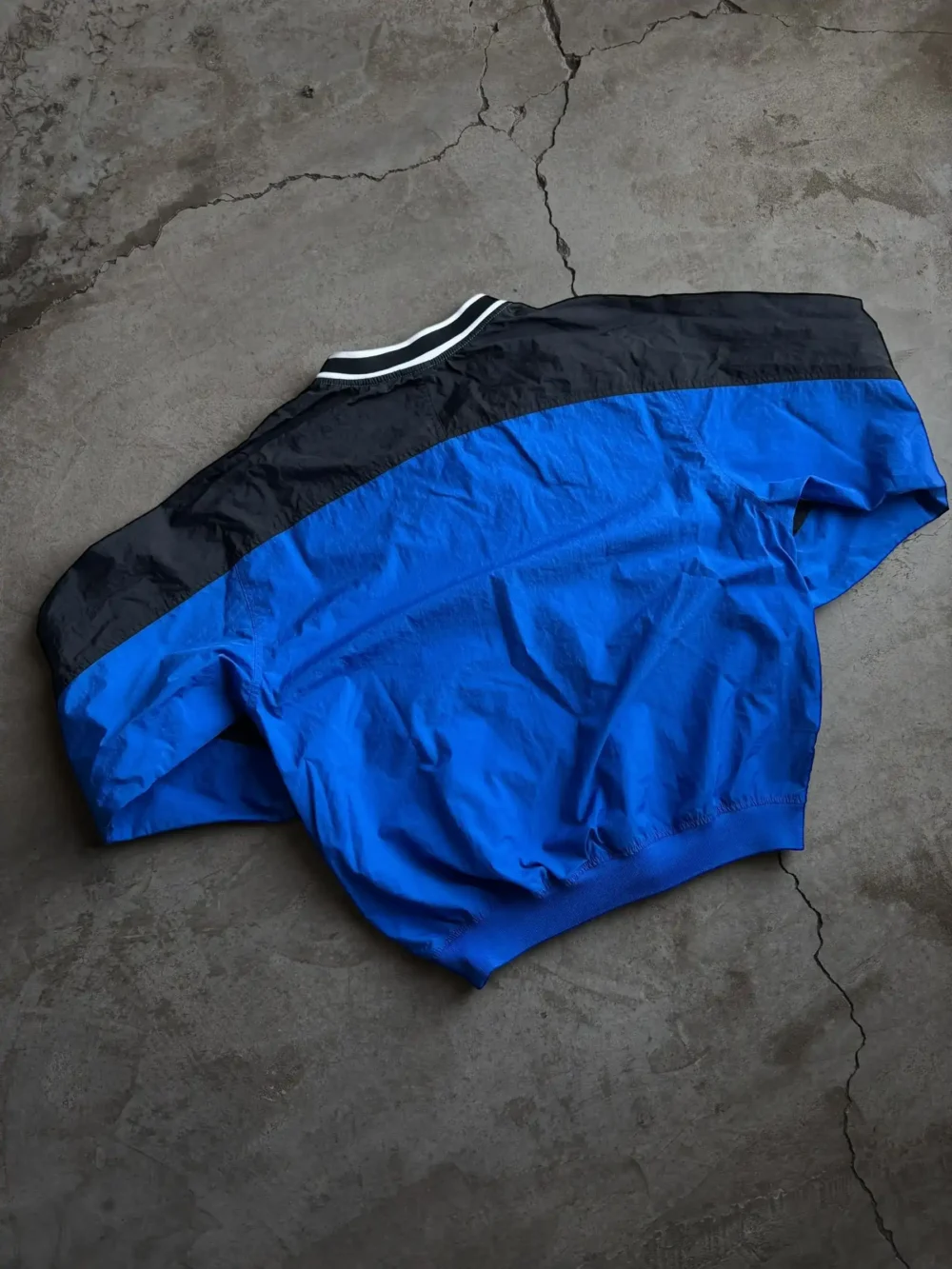 Buzo Rompevientos Nike Vintage (M) - Imagen 7