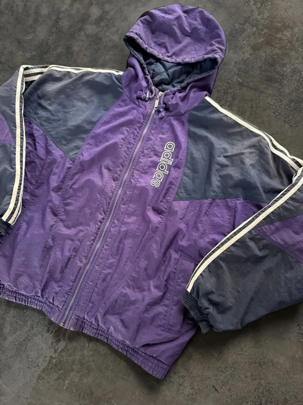 Puffer Adidas Vintage (L) - Imagen 3