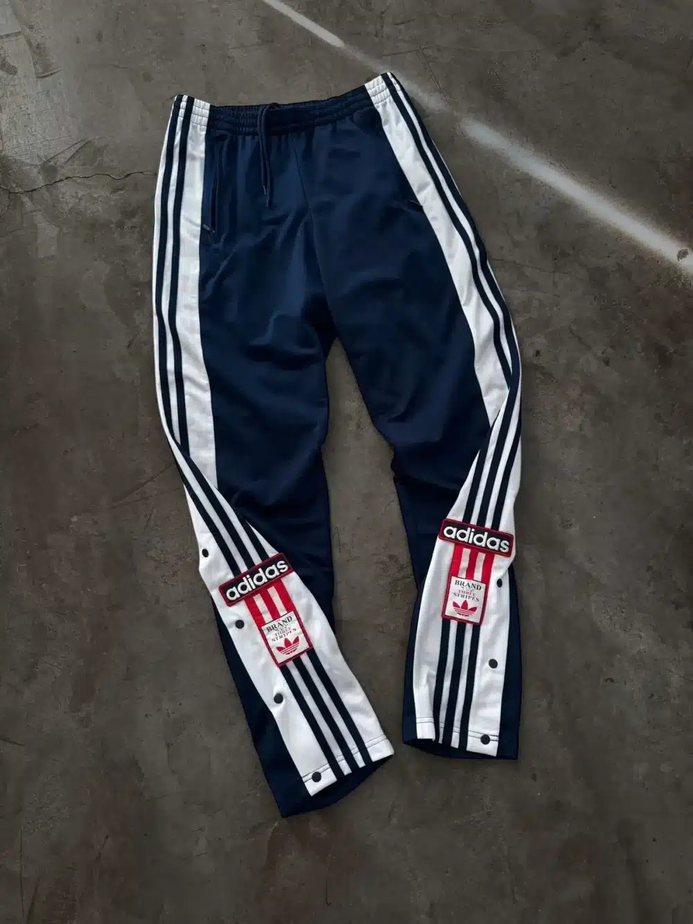 Pantalón Adidas Adibreak (S) - Imagen 2