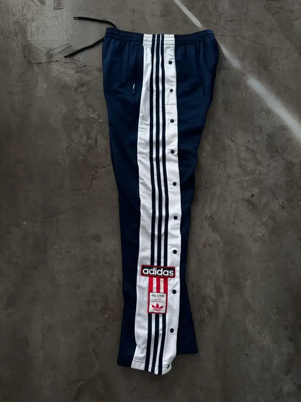 Pantalón Adidas Adibreak (S)