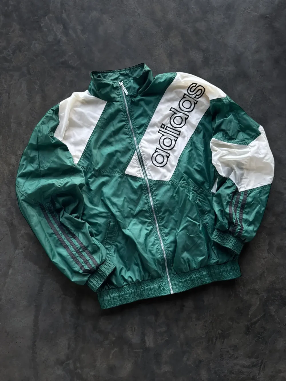 Campera Adidas Vintage (M)
