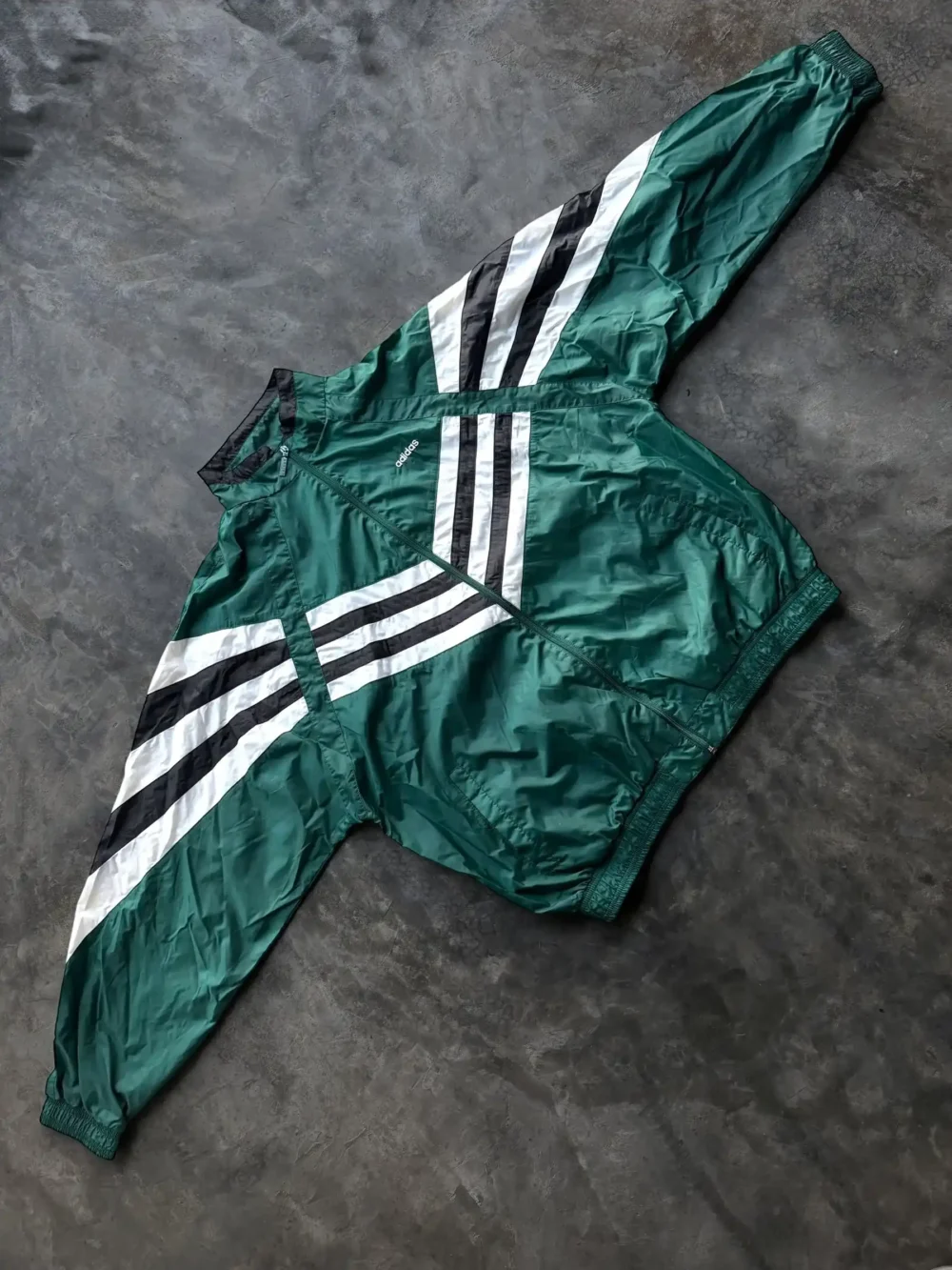Rompevientos Adidas de los 90s (XL) - Imagen 2
