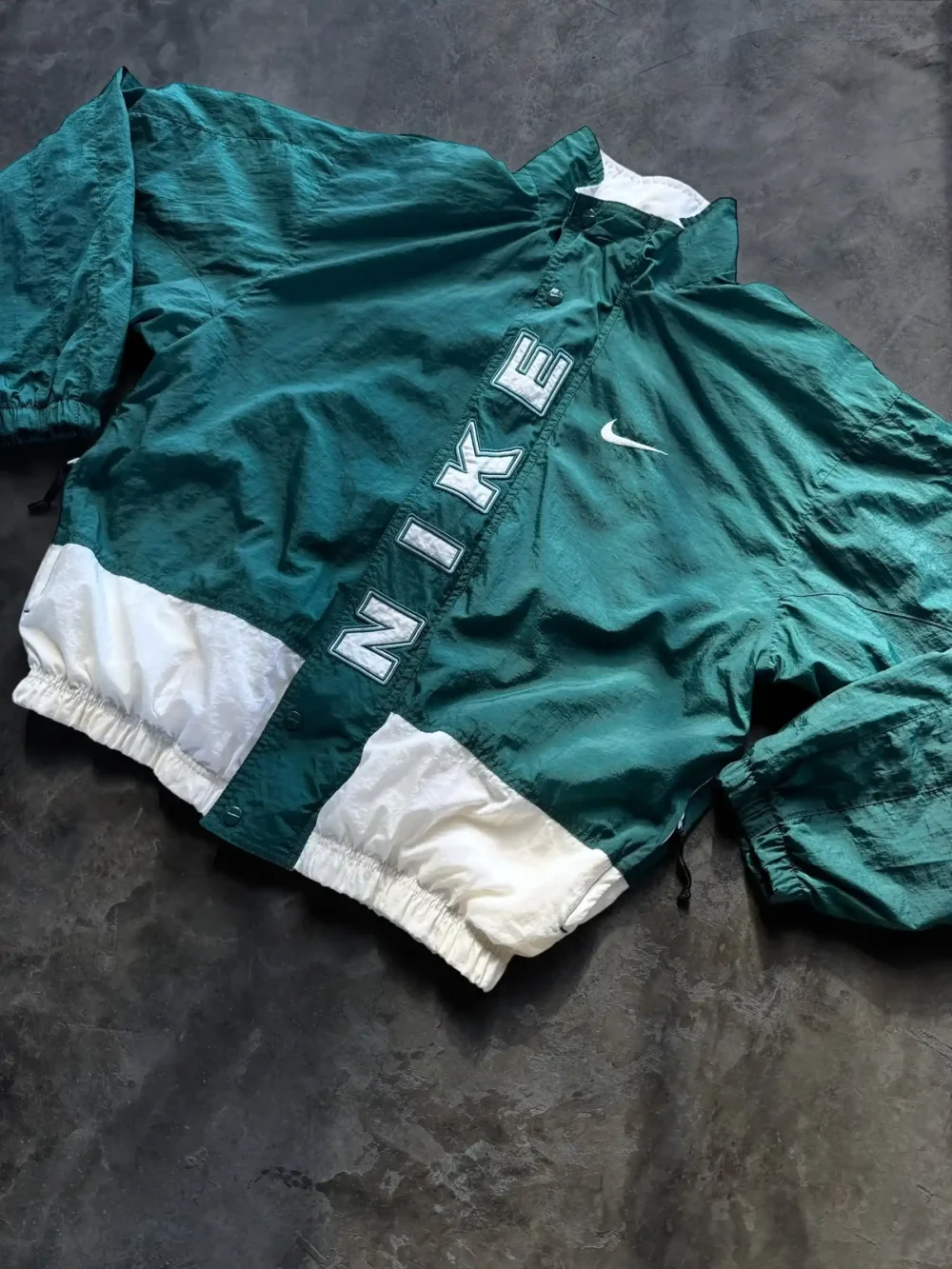 Rompevientos Nike de los 90s (M) - Imagen 3