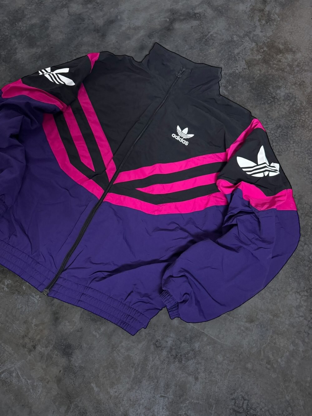 Campera Adidas Vintage (S) - Imagen 3
