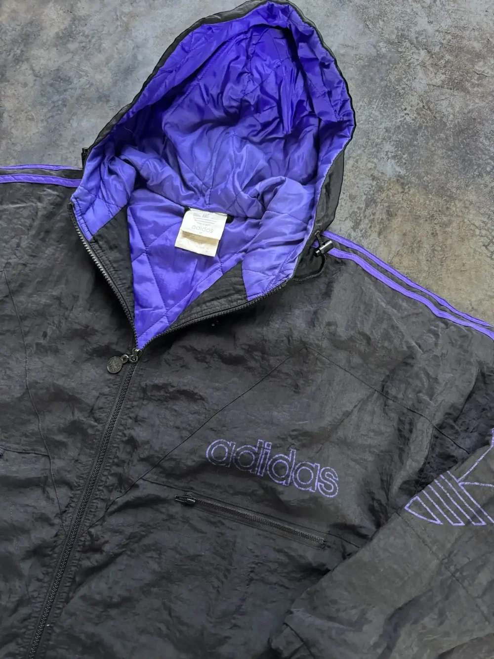 Puffer Adidas Vintage (M) - Imagen 7
