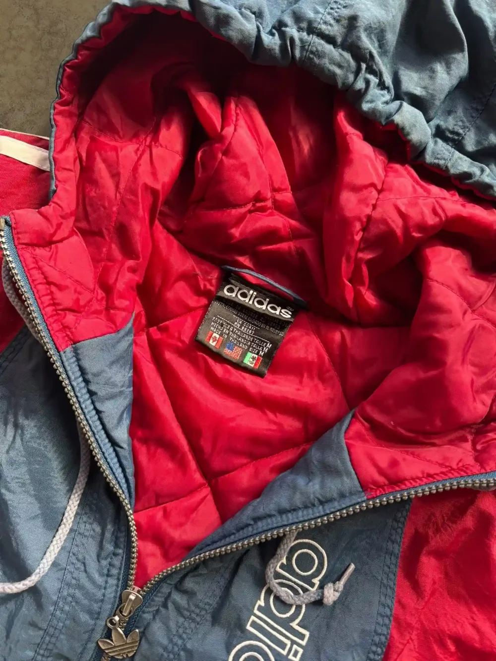 Puffer Adidas Vintage (M) - Imagen 5