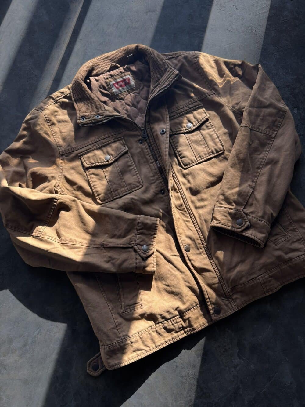 Campera Levis Vintage estilo Detroit (L) - Imagen 5