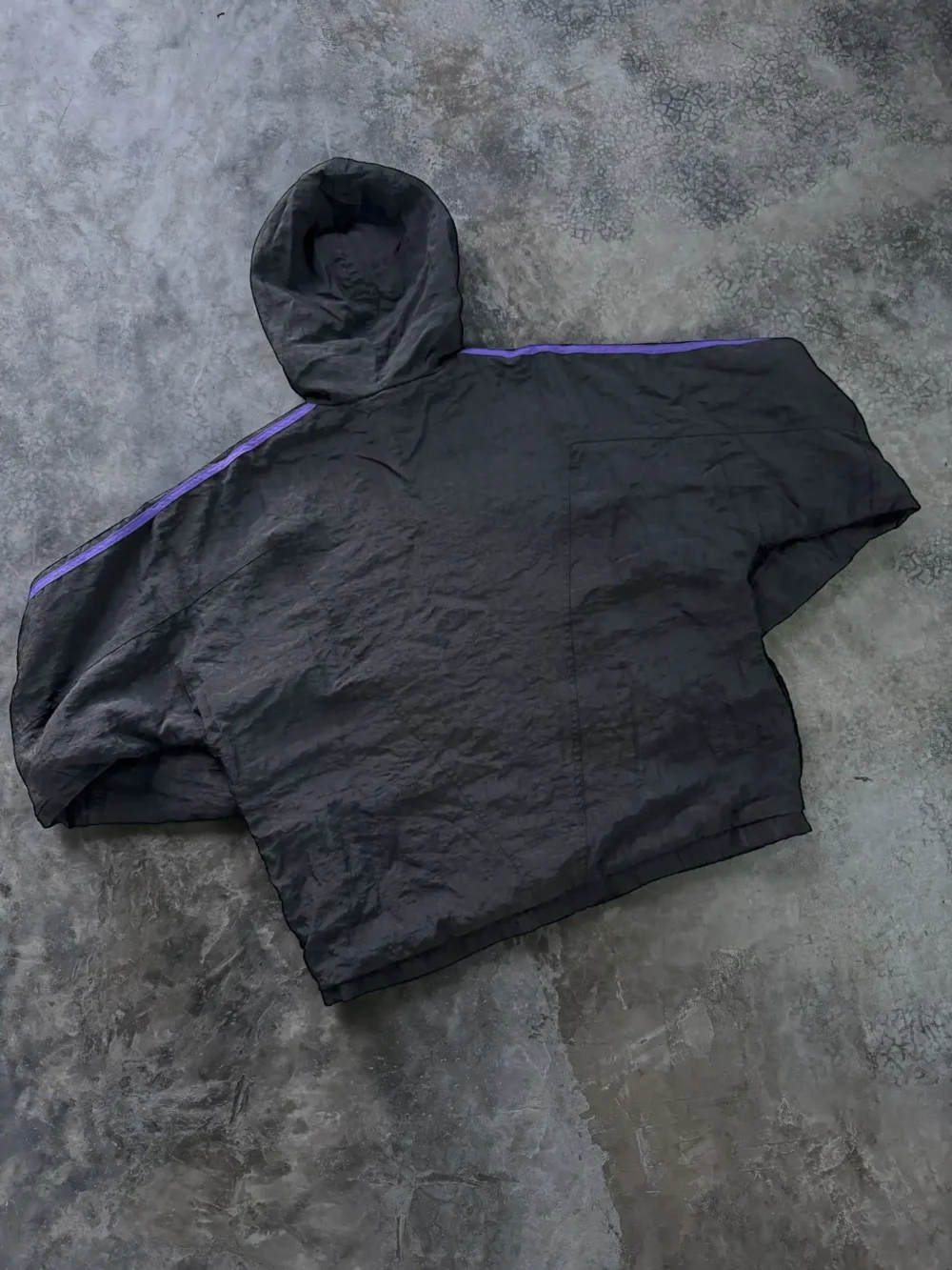 Puffer Adidas Vintage (M) - Imagen 6