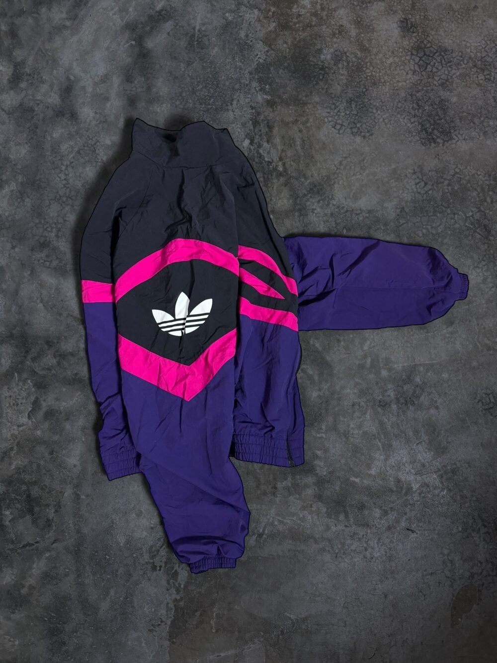 Campera Adidas Vintage (S) - Imagen 2
