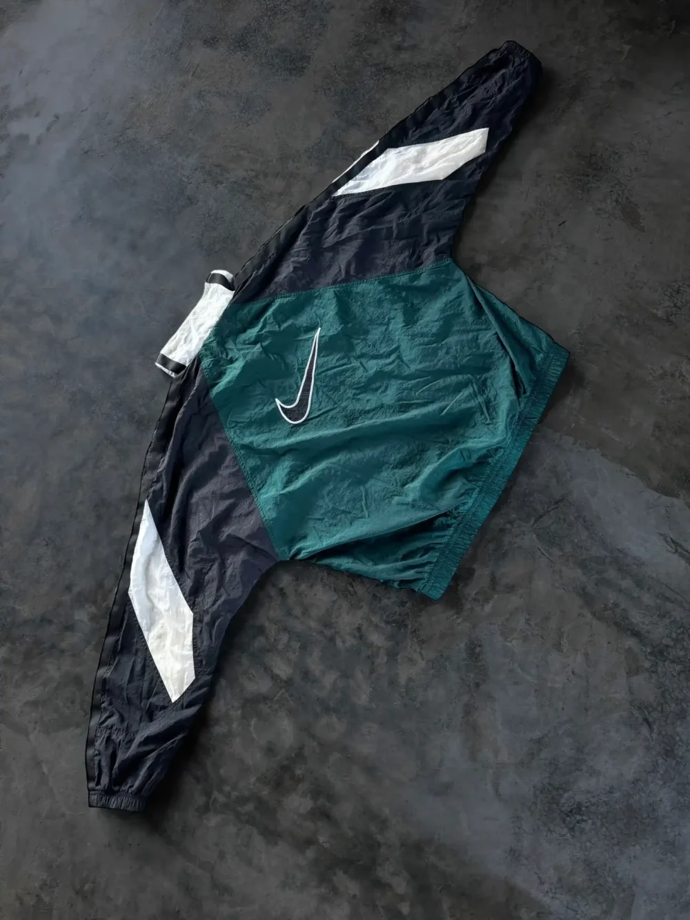 Campera Rompevientos Nike de los 90s (XXL) - Imagen 3