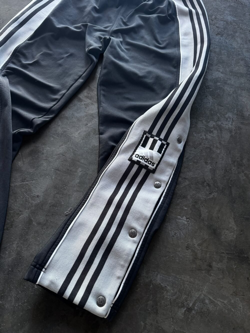 Pantalón Adidas Adibreak Vintage (L/XL) - Imagen 2