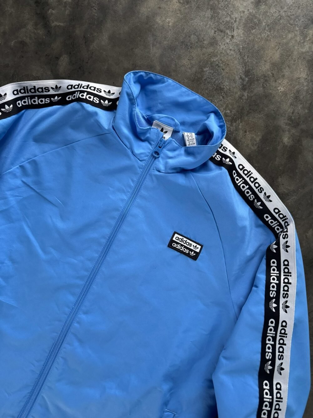 Campera Adidas (S/M) - Imagen 3