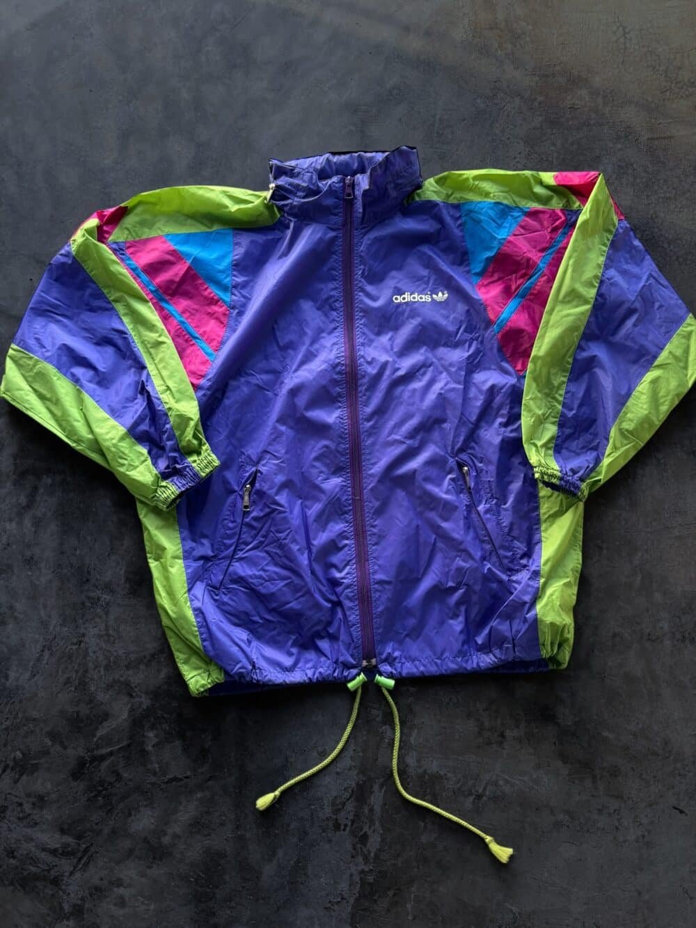 Rompevientos Adidas Convertible en Riñonera (M/L) - Imagen 7