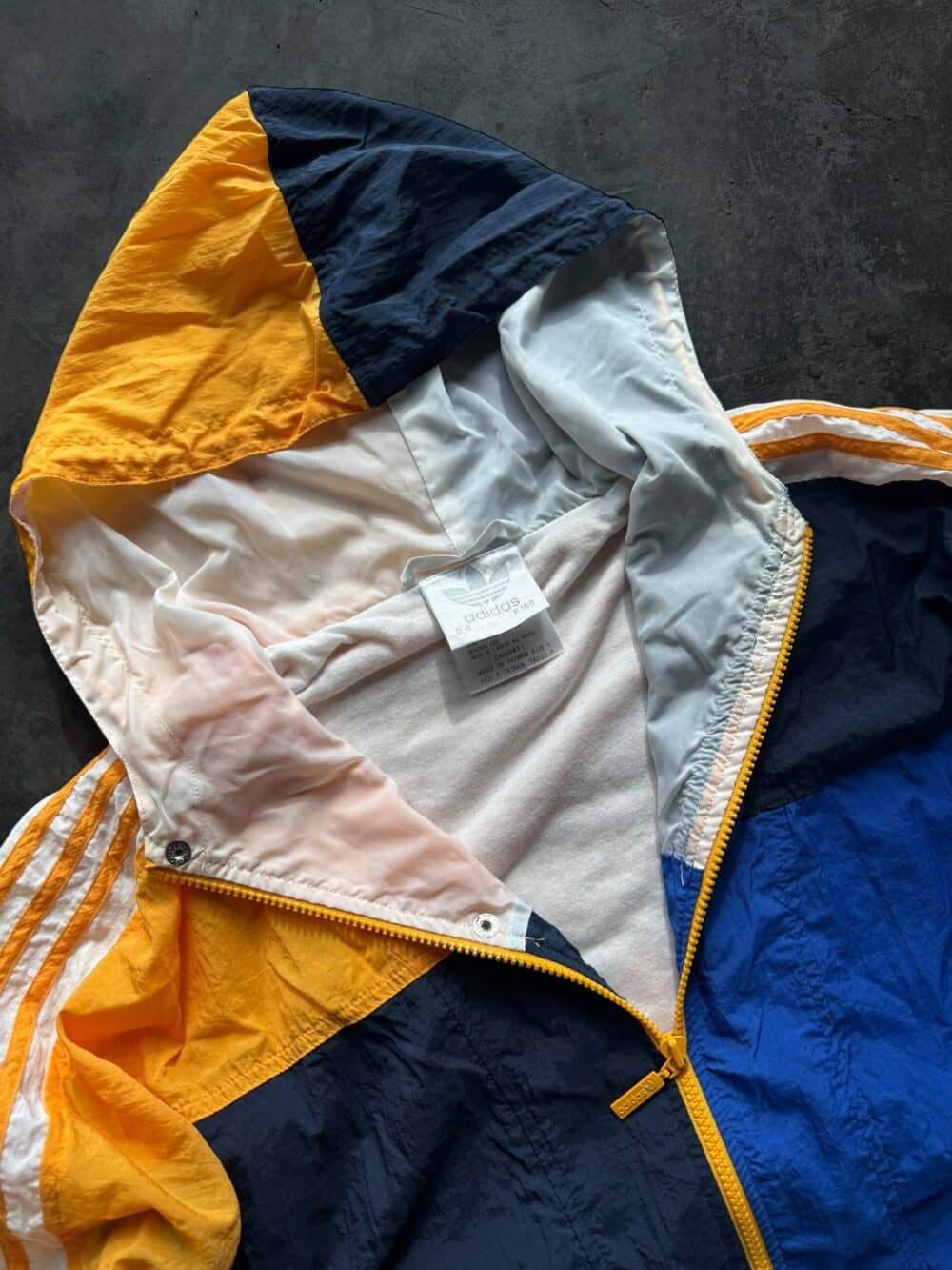 Rompevientos Adidas Vintage (S/M) - Imagen 6