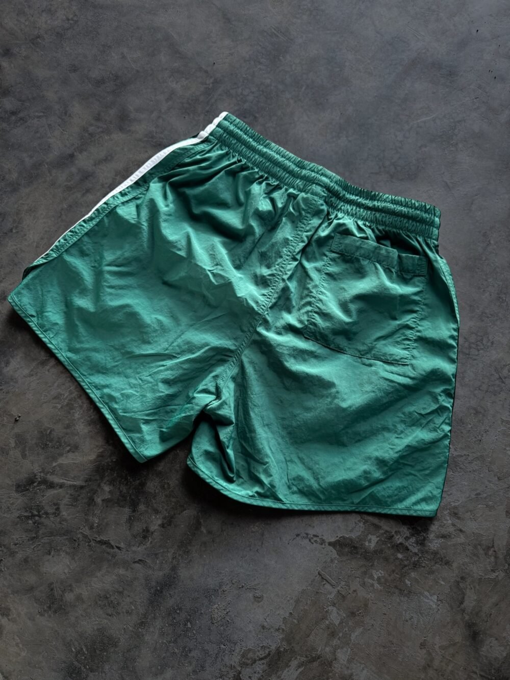 Short Adidas Estilo Vintage (M) - Imagen 4
