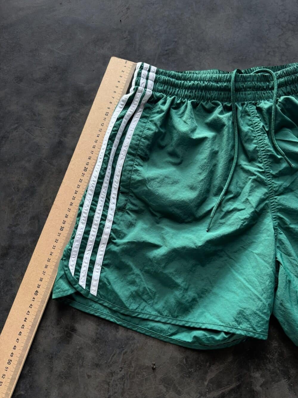 Short Adidas Estilo Vintage (M) - Imagen 6