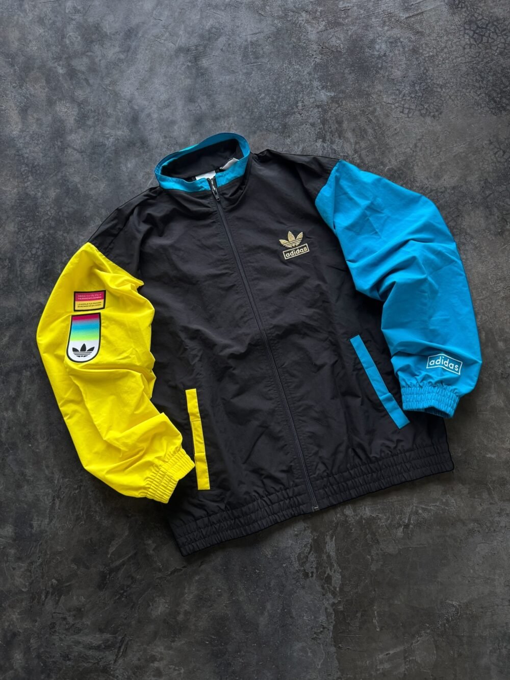 Campera Adidas Road To Tokyo (M)