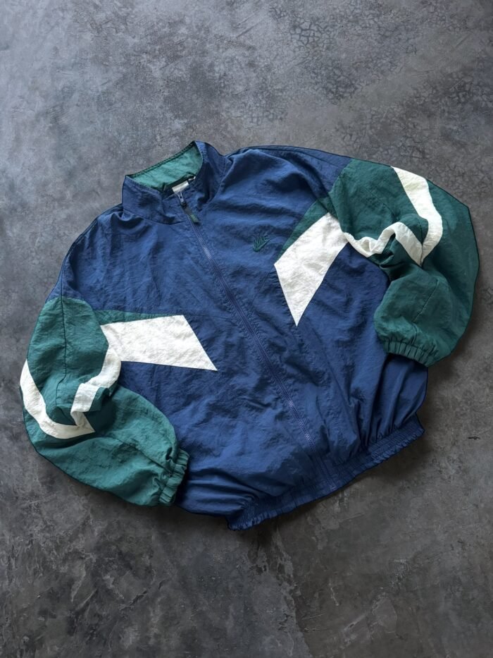 Campera Nike Vintage (L)