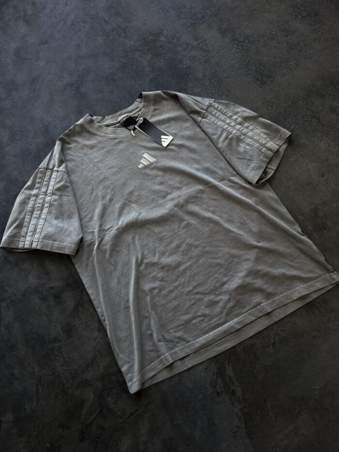 Remera Adidas ALL SZN NUEVA (L Oversize)