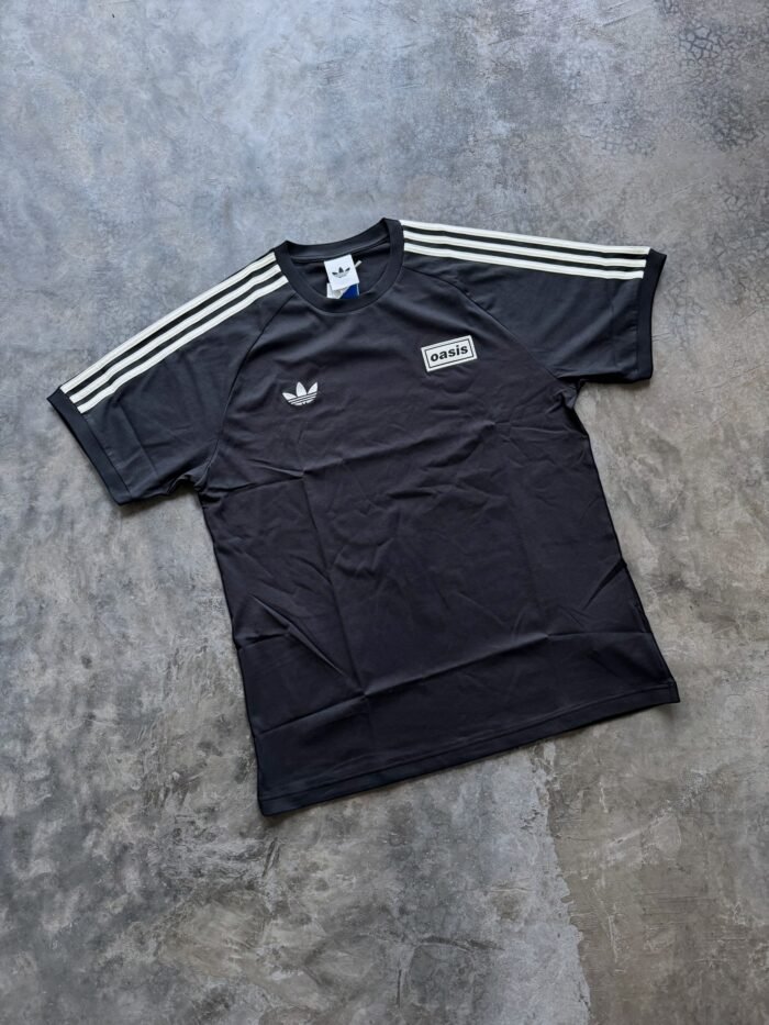 Remera de Algodón Oasis  Live' 25 (L)