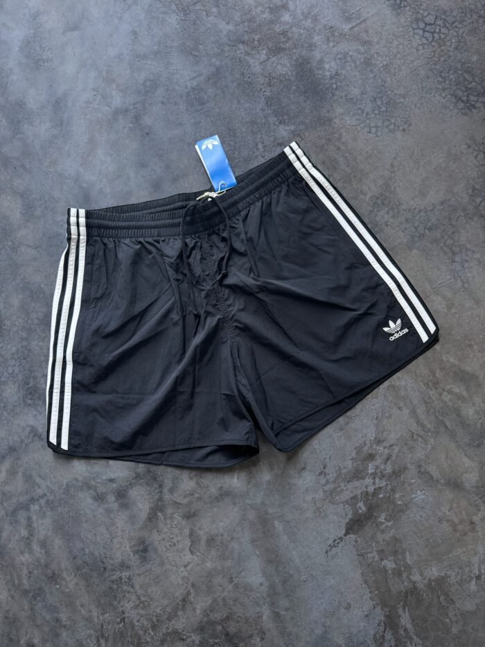 Short Adidas Rompevientos (XL)