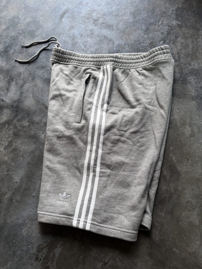 Short Jogging Adidas Nuevo (L)