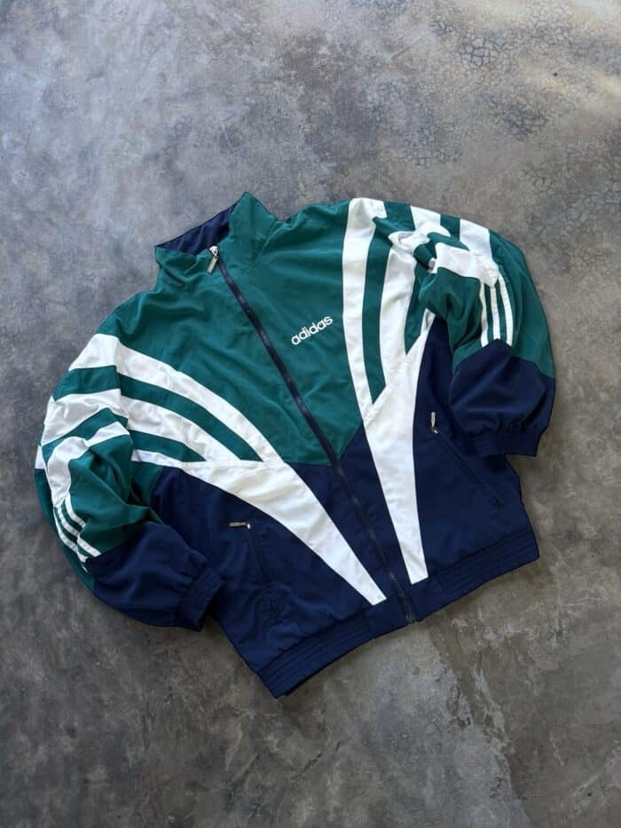 Campera Adidas de los 90s (M)